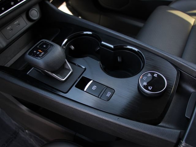 Certified 2024 Nissan Rogue SV w/ SV Premium Package AWD/4WD image 26