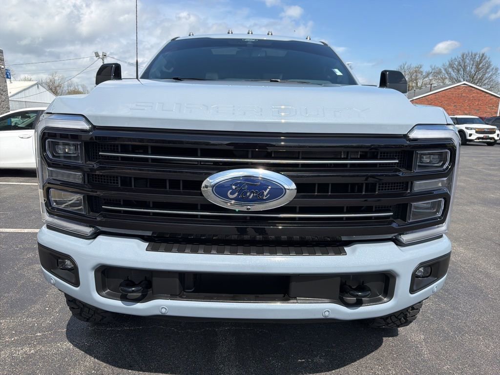 Used 2026 Ford F350 Platinum w/ Tremor Off-Road Package image 8