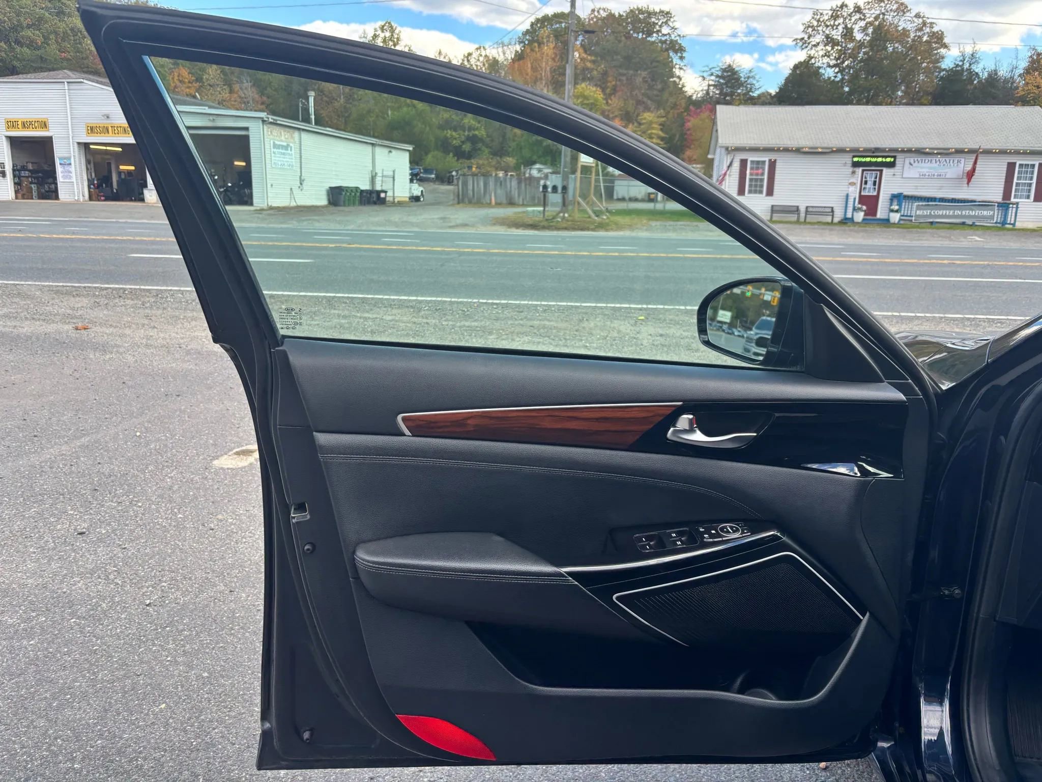 Used 2018 Kia Cadenza Premium image 20