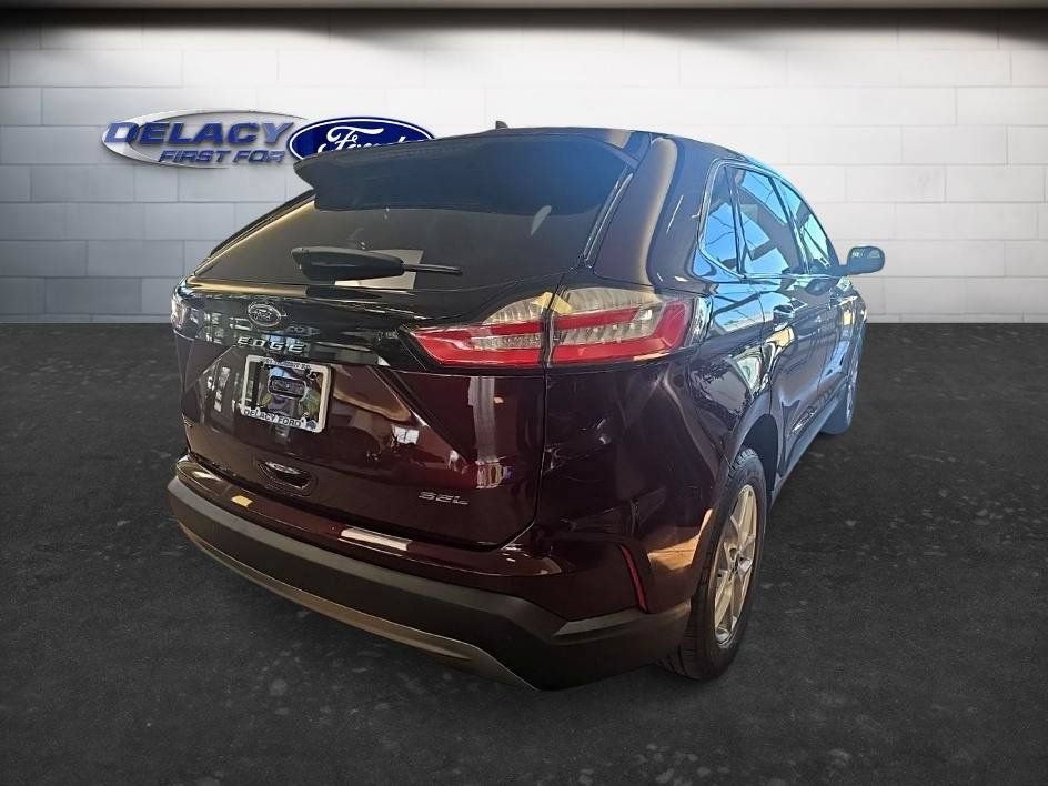 Used 2023 Ford Edge SEL AWD/4WD image 6