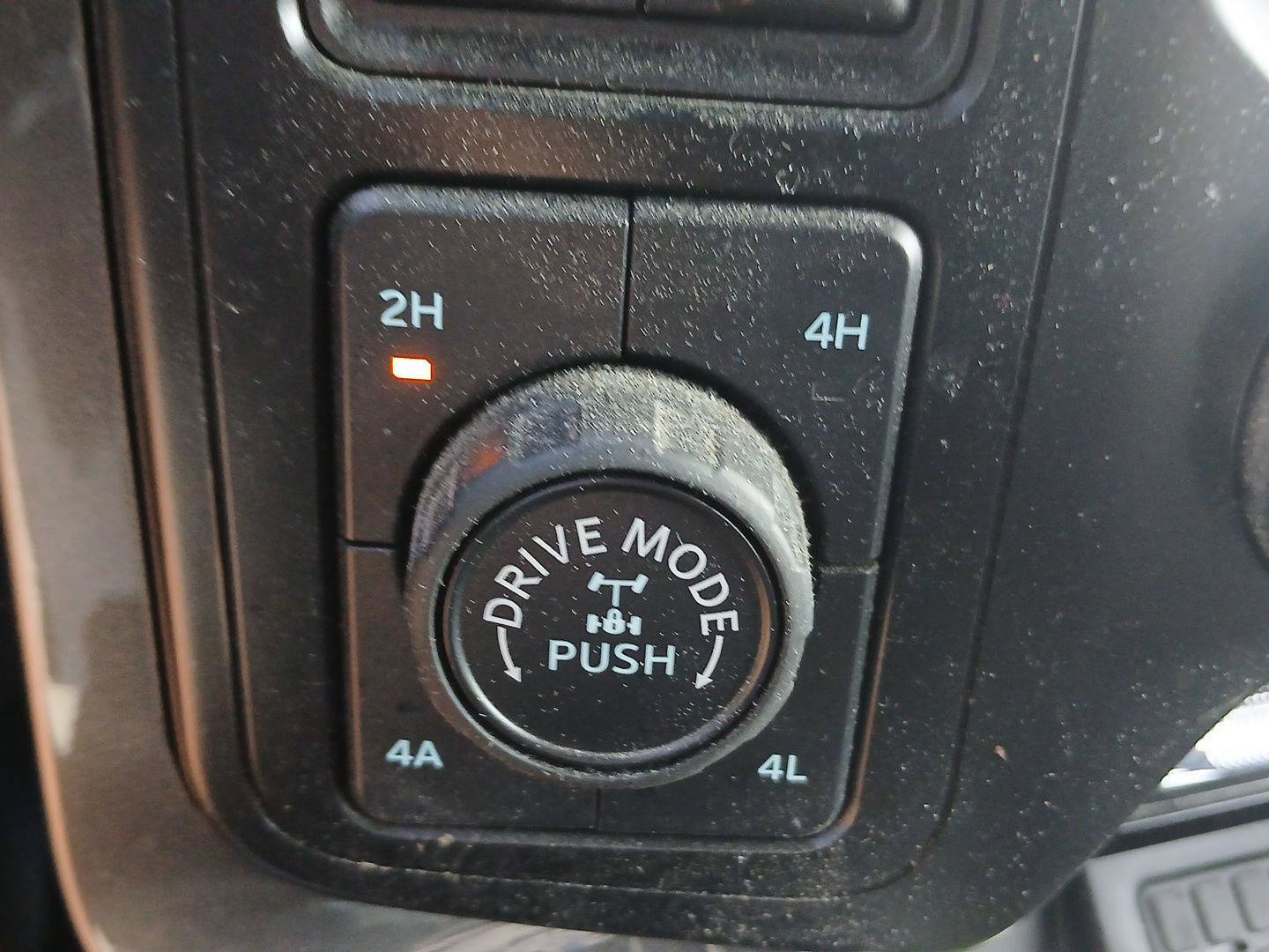 Used 2023 Ford F150 Lariat w/ Equipment Group 502A High image 23