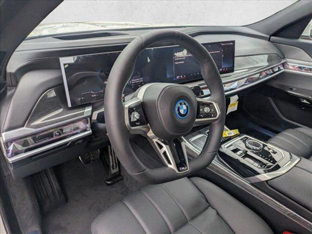 Used 2025 BMW i7 eDrive50 w/ M Sport Package image 10