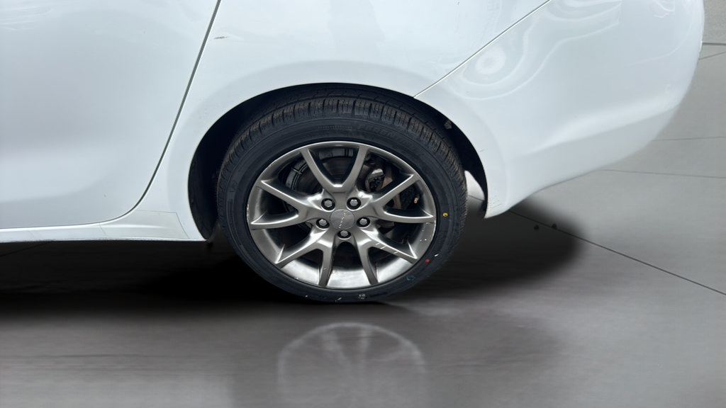 Used 2015 Dodge Dart SXT FWD image 37