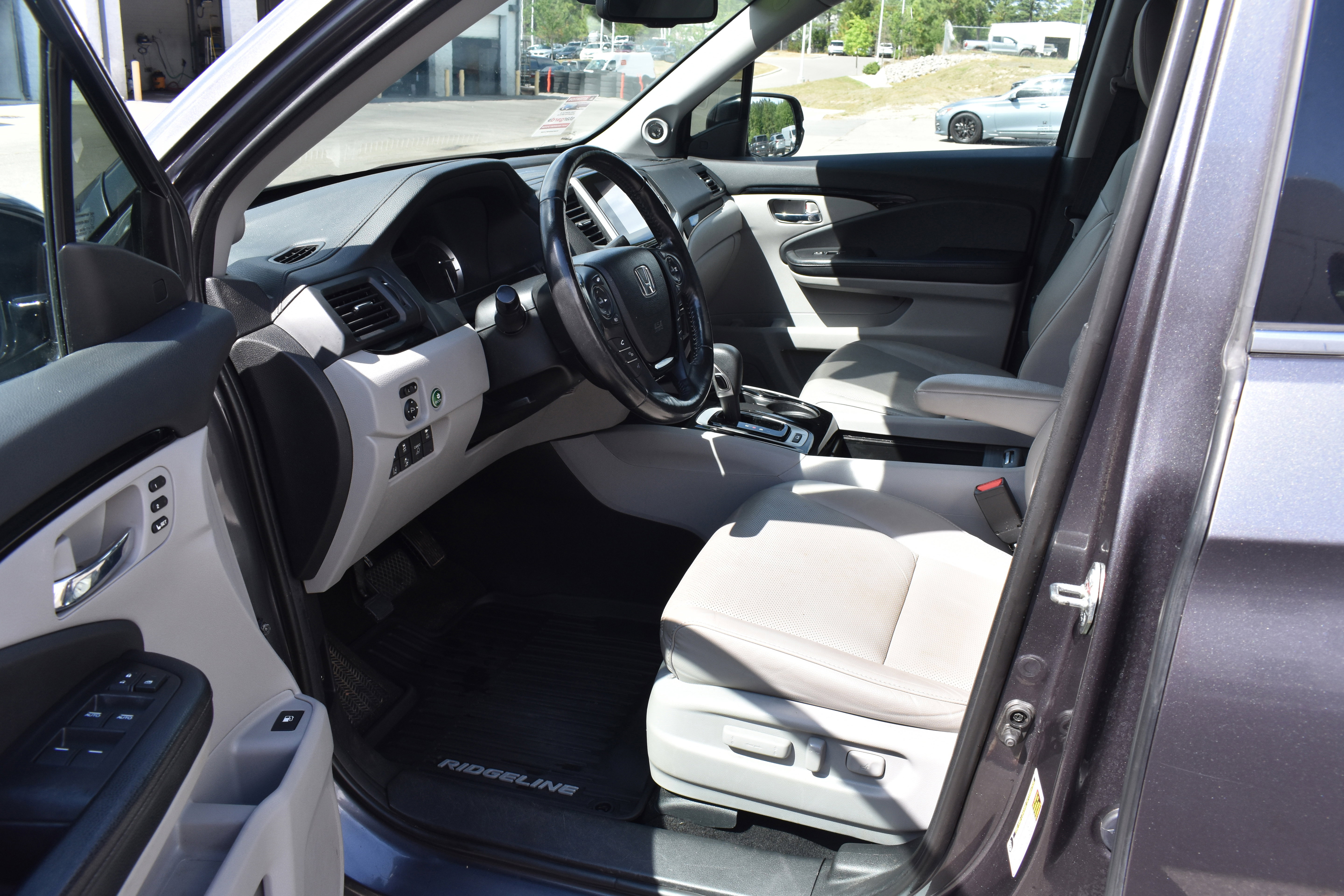 Used 2019 Honda Ridgeline RTL-E image 12
