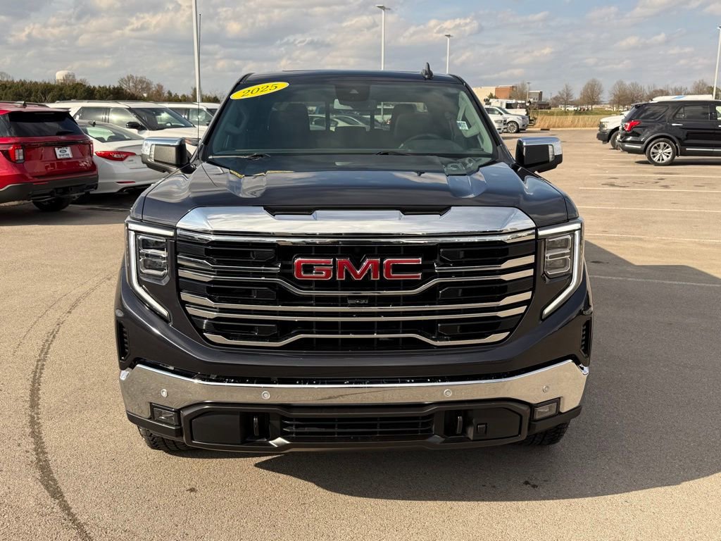 Used 2025 GMC Sierra 1500 SLT w/ SLT Premium Plus Package image 42