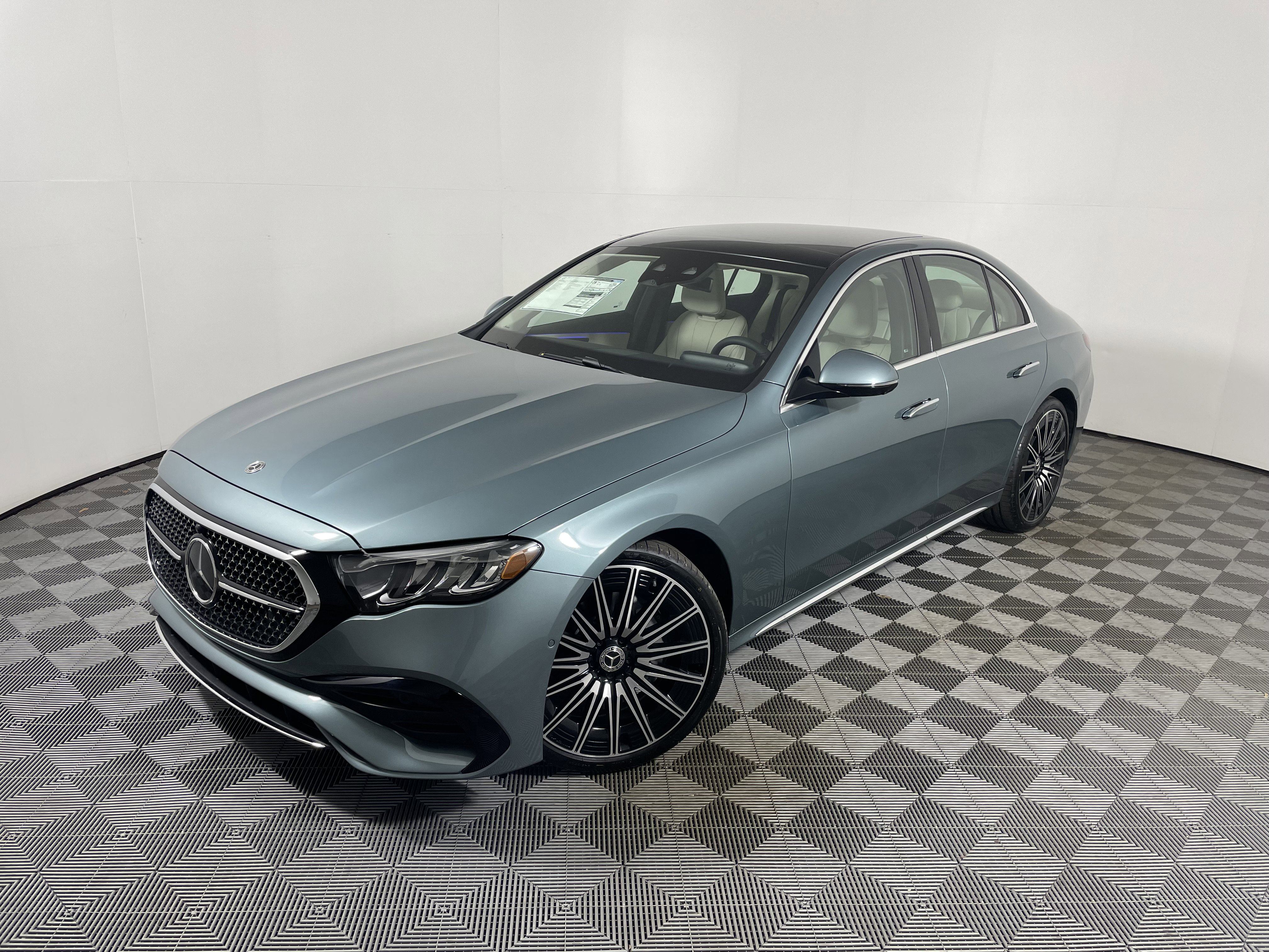 New 2026 Mercedes-Benz E 350 Sedan image 1