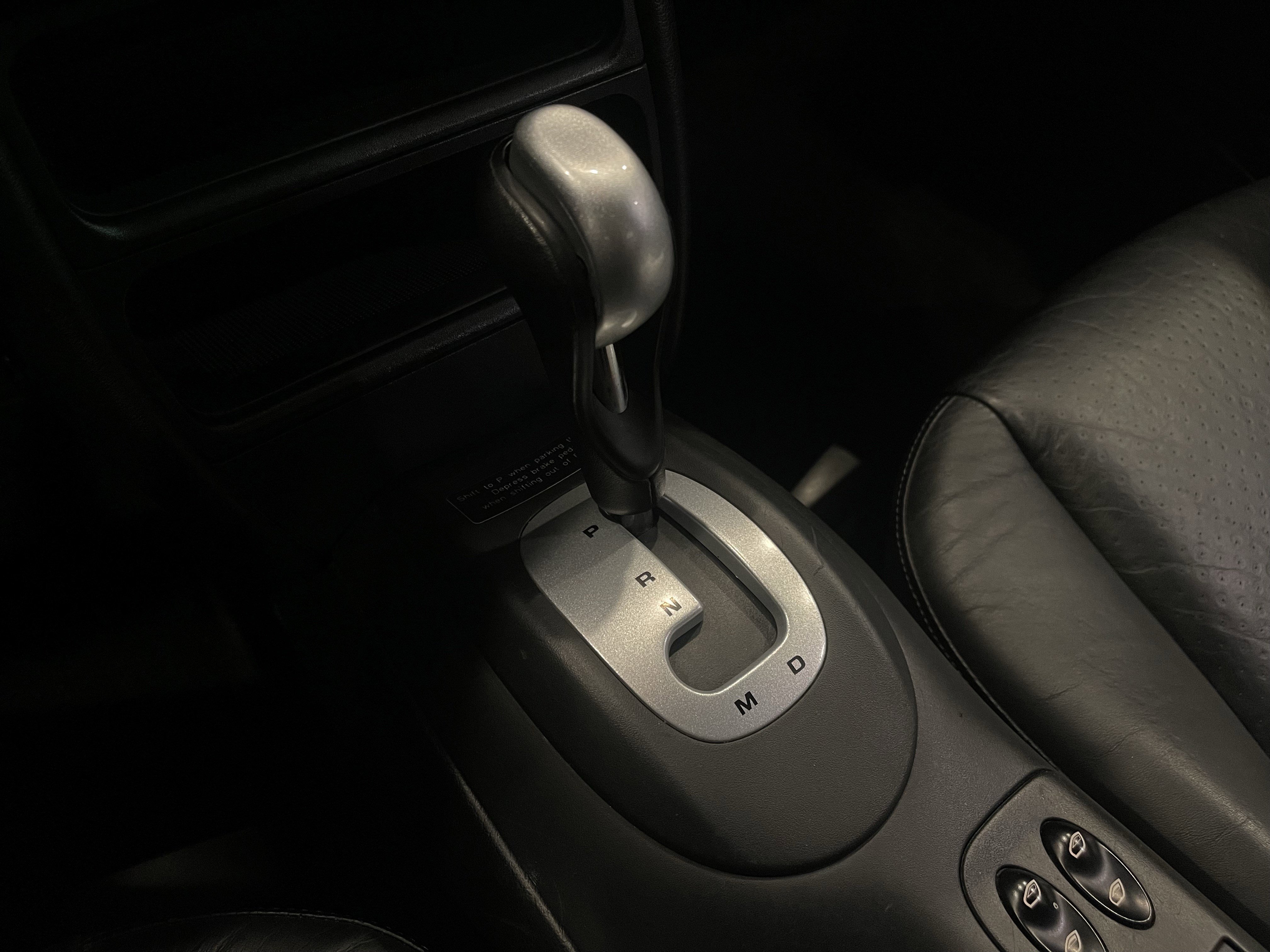 Used 2003 Porsche Boxster RWD image 16
