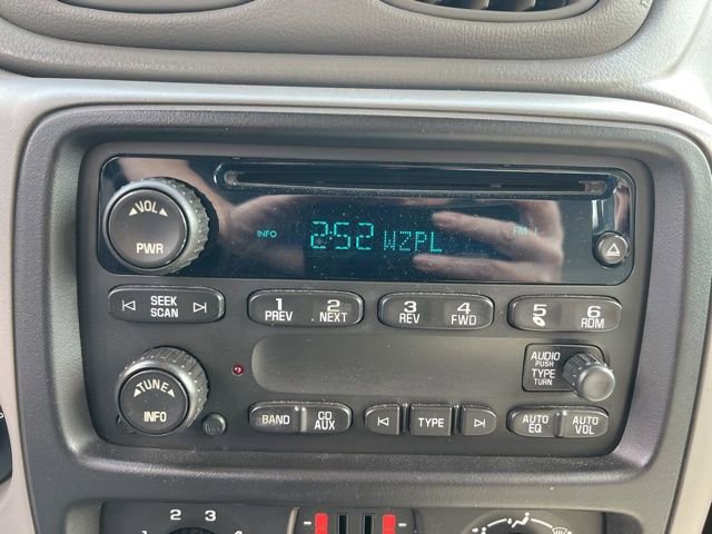 Used 2008 Chevrolet TrailBlazer LT image 16