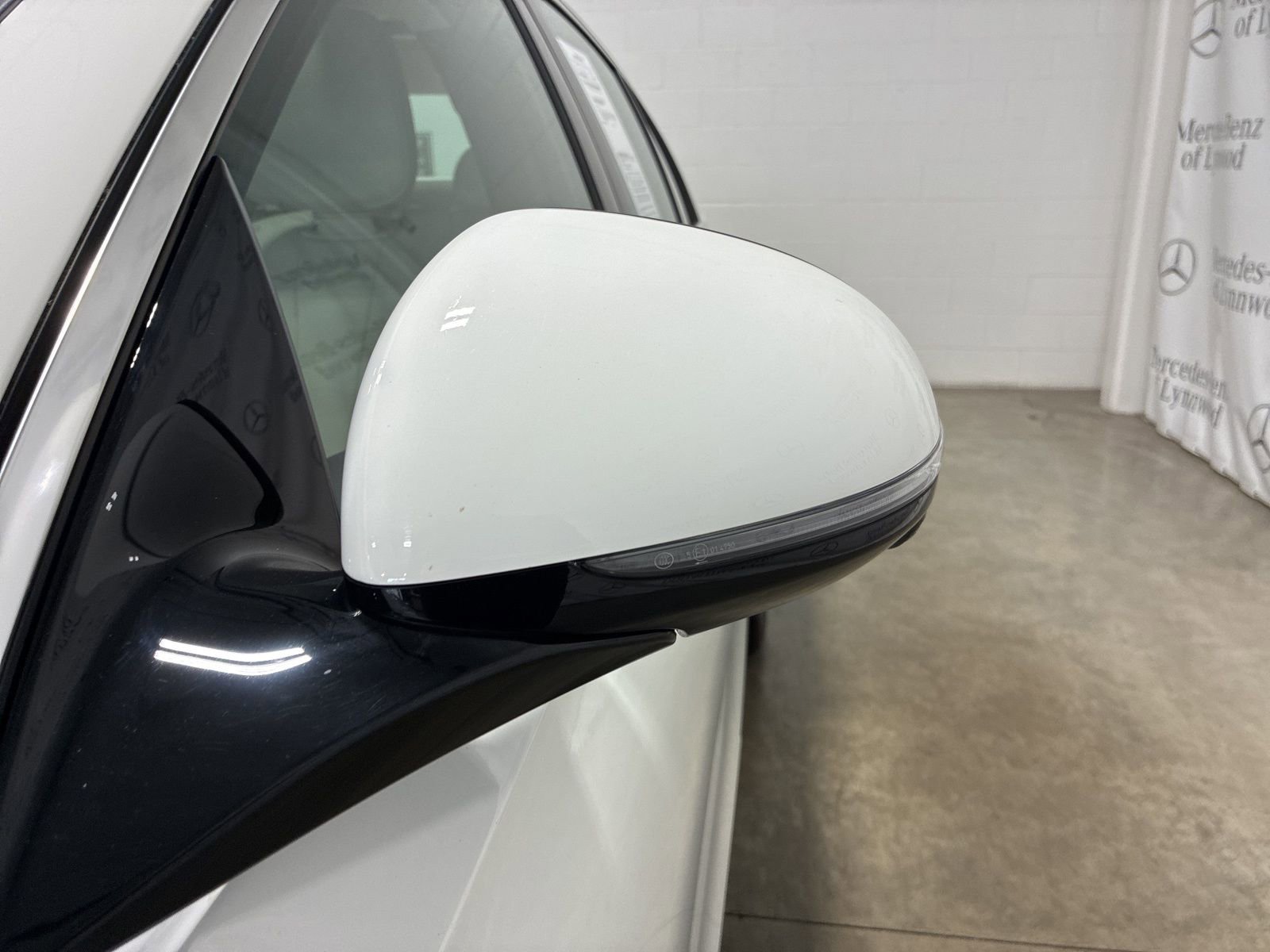 Used 2024 Mercedes-Benz E 350 4MATIC Sedan image 10