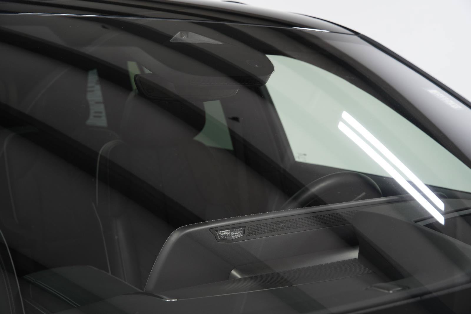 Used 2026 Cadillac Vistiq Platinum w/ LPO, Floor Liner Package AWD/4WD image 64