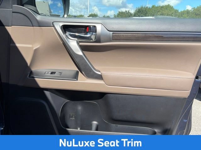 Used 2022 Lexus GX 460 Premium w/ Premium Package AWD/4WD image 15
