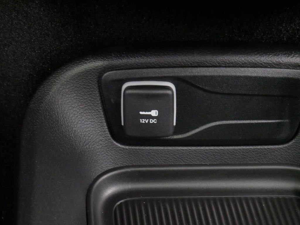 New 2026 Chrysler Pacifica Select AWD/4WD image 39