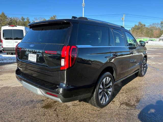 Used 2025 Ford Expedition Platinum w/ Driver's Package image 3