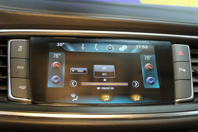 Used 2018 Buick Enclave Essence w/ Experience Buick Package AWD/4WD image 27