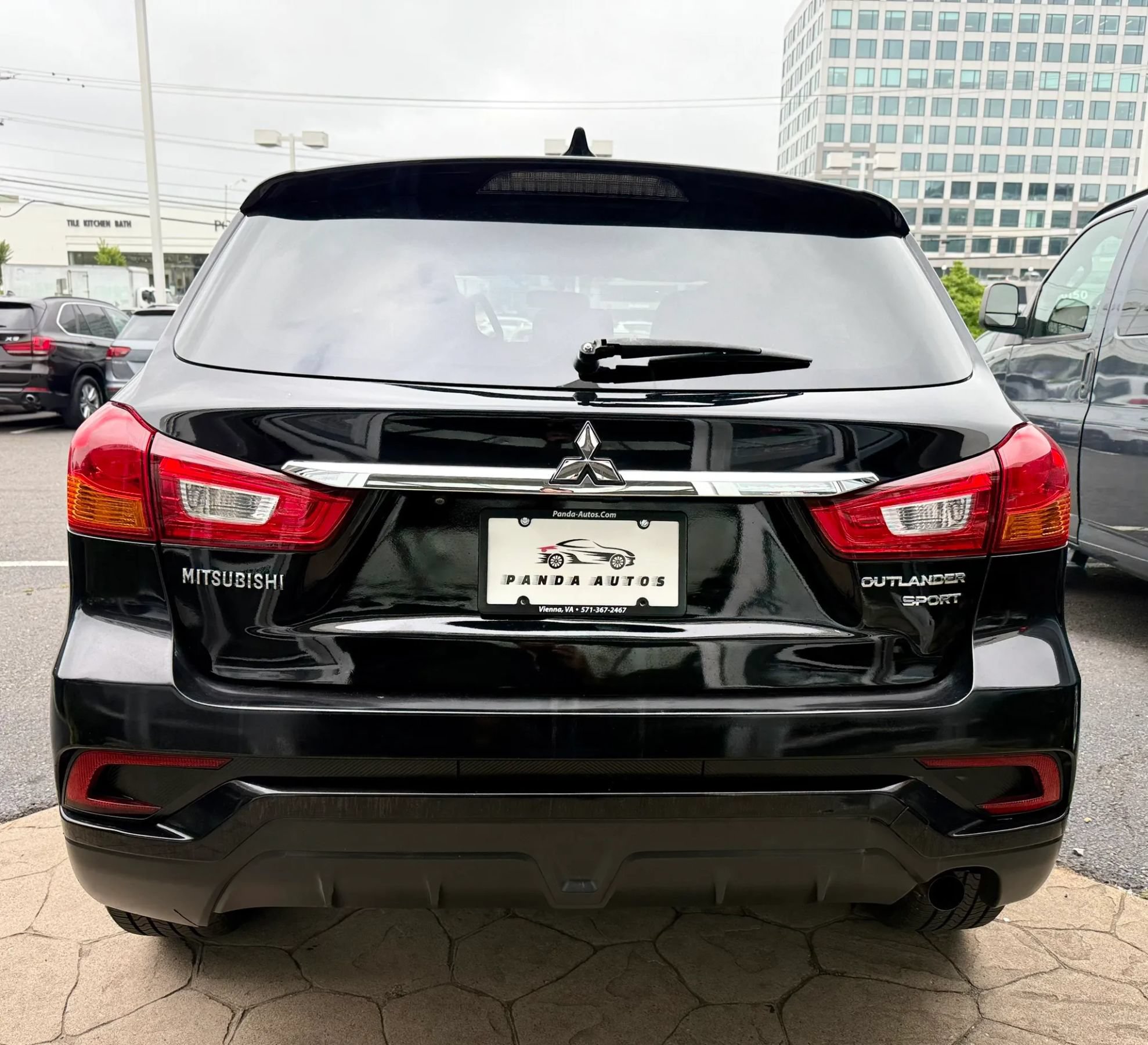 Used 2018 Mitsubishi Outlander Sport ES FWD image 6