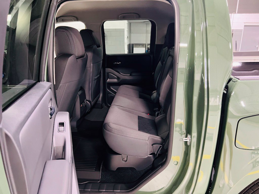 New 2027 Nissan Frontier SV RWD image 23