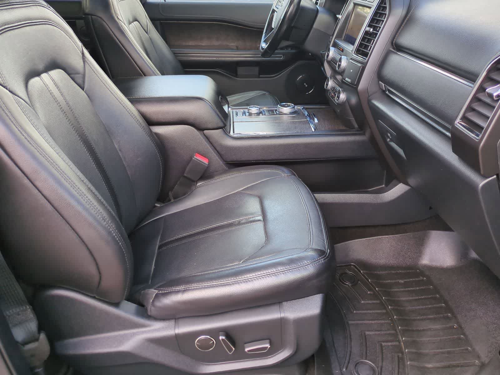 Used 2020 Ford Expedition Max Limited AWD/4WD image 23