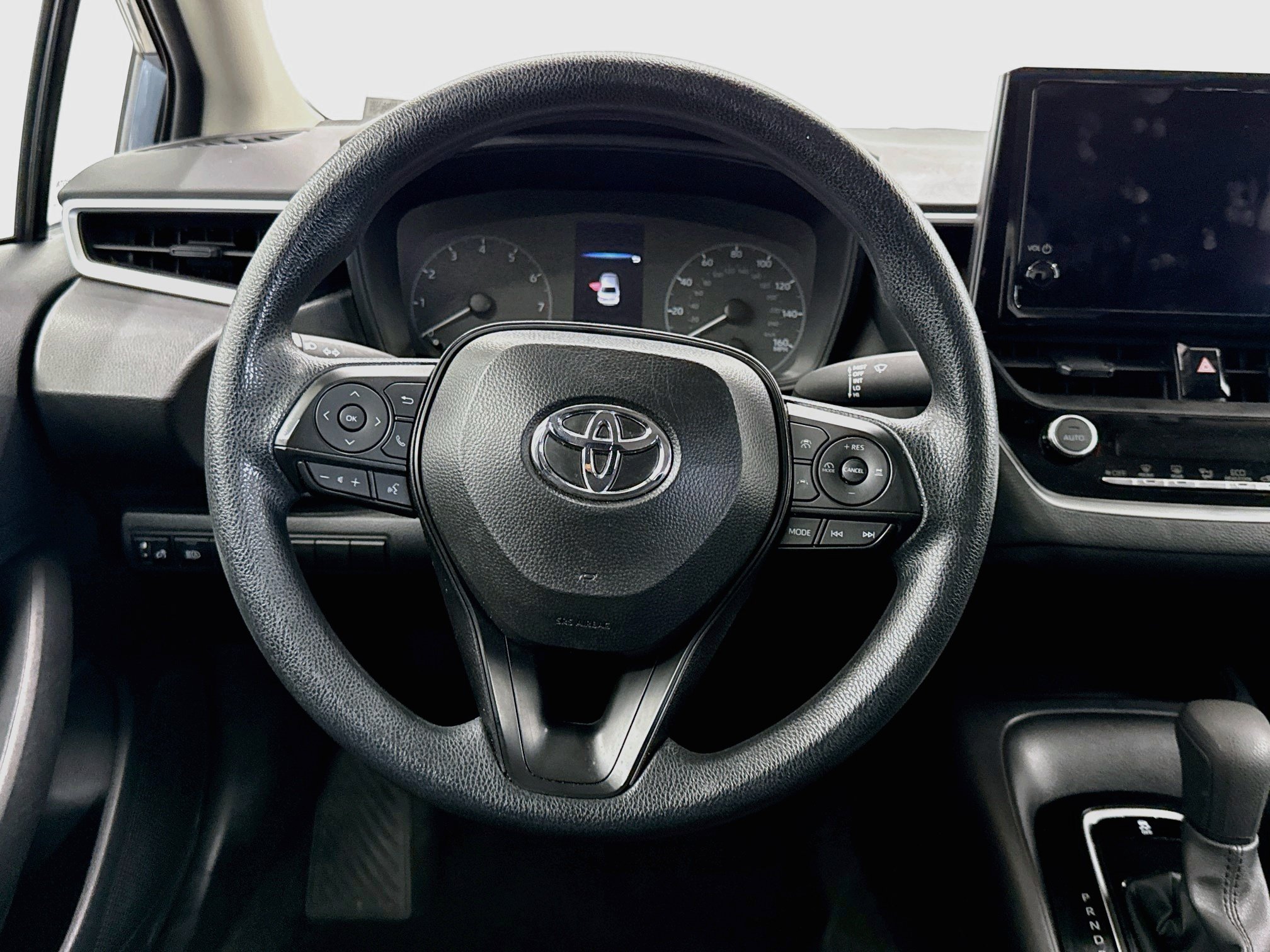 Used 2025 Toyota Corolla LE FWD image 17