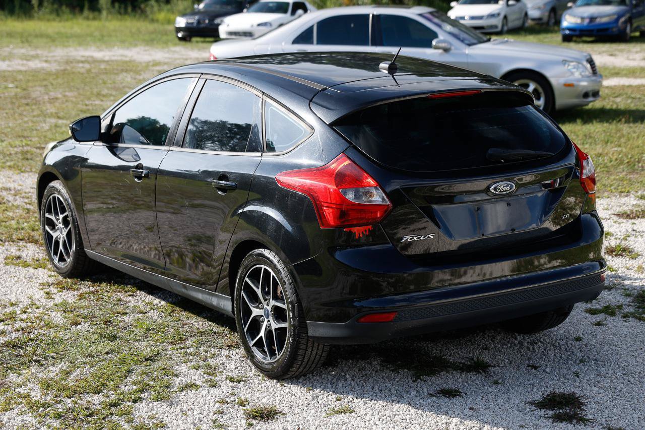 Used 2013 Ford Focus SE FWD image 5