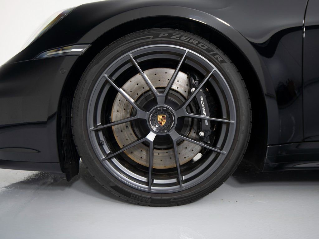 Certified 2026 Porsche 911 Carrera GTS image 17