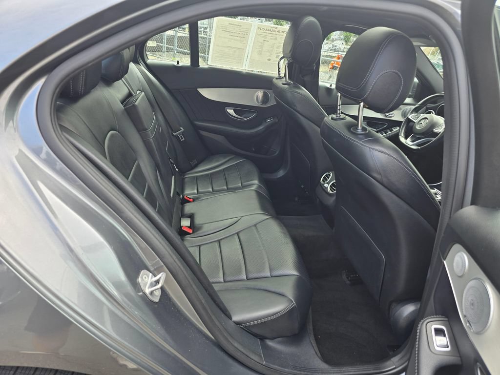 Used 2018 Mercedes-Benz C 300 4MATIC Sedan image 12