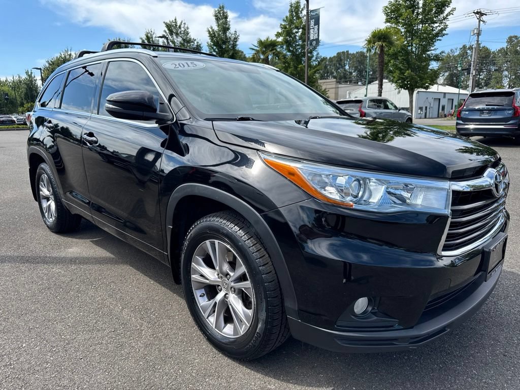 Used 2015 Toyota Highlander XLE AWD/4WD image 8
