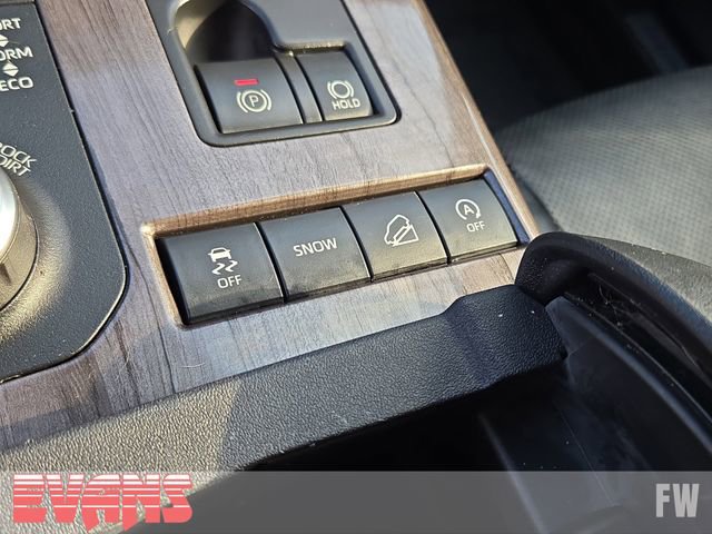 Used 2021 Toyota Highlander Limited image 14