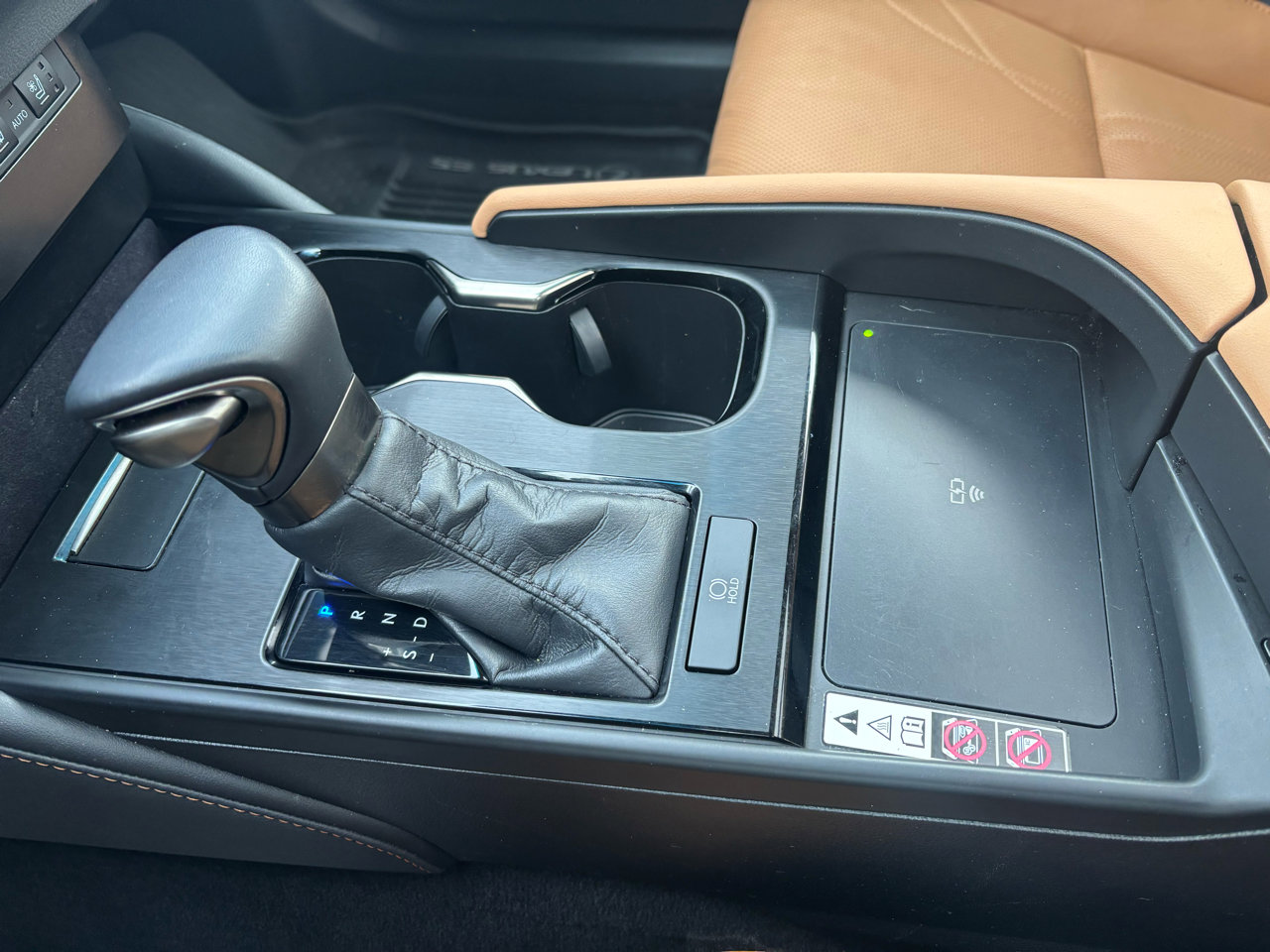 Used 2023 Lexus ES 350 w/ Accessory Package (Z1) image 27