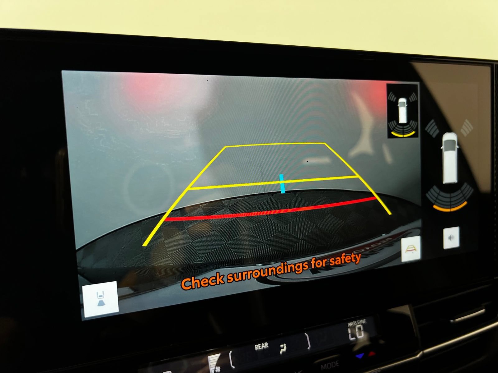 Used 2026 Toyota Sienna Limited FWD image 20