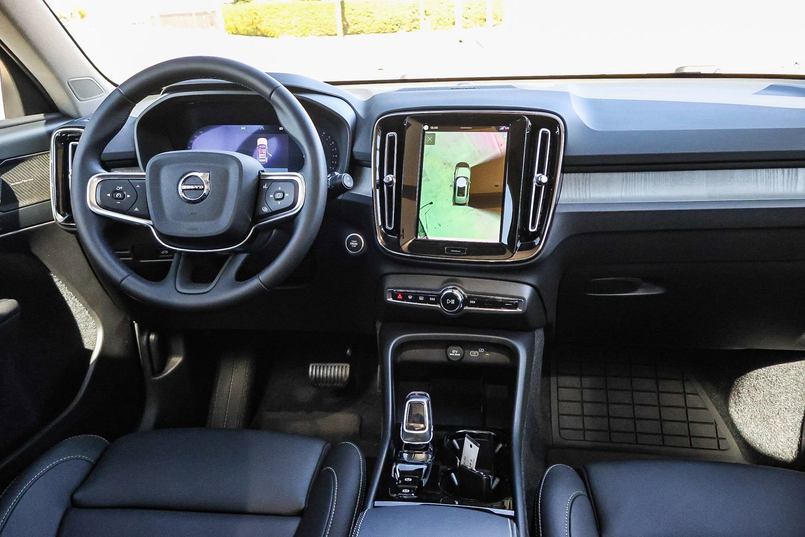 New 2026 Volvo XC40 B5 Ultra w/ Climate Package image 21