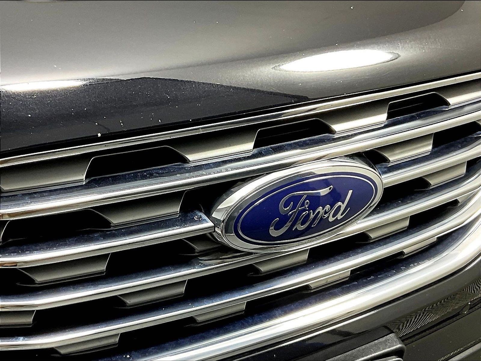Used 2024 Ford Edge Titanium AWD/4WD image 32