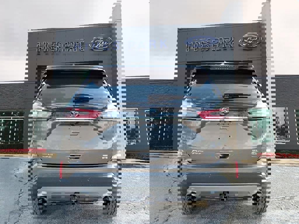 Certified 2019 Ford Edge SEL w/ Equipment Group 201A image 6