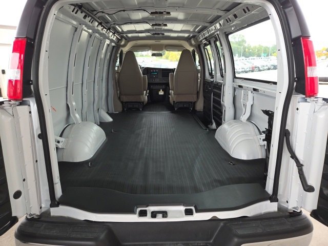New 2025 Chevrolet Express 2500 w/ Driver Convenience Package image 9