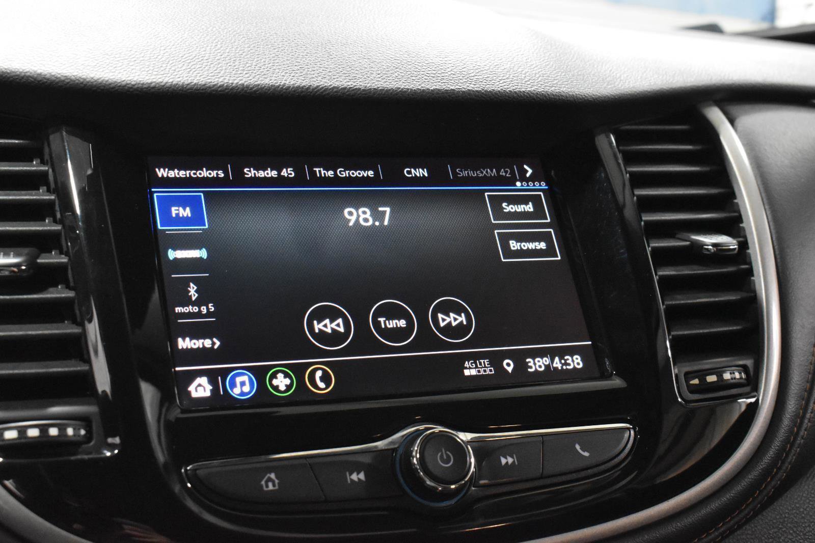 Used 2020 Chevrolet Trax LT image 15