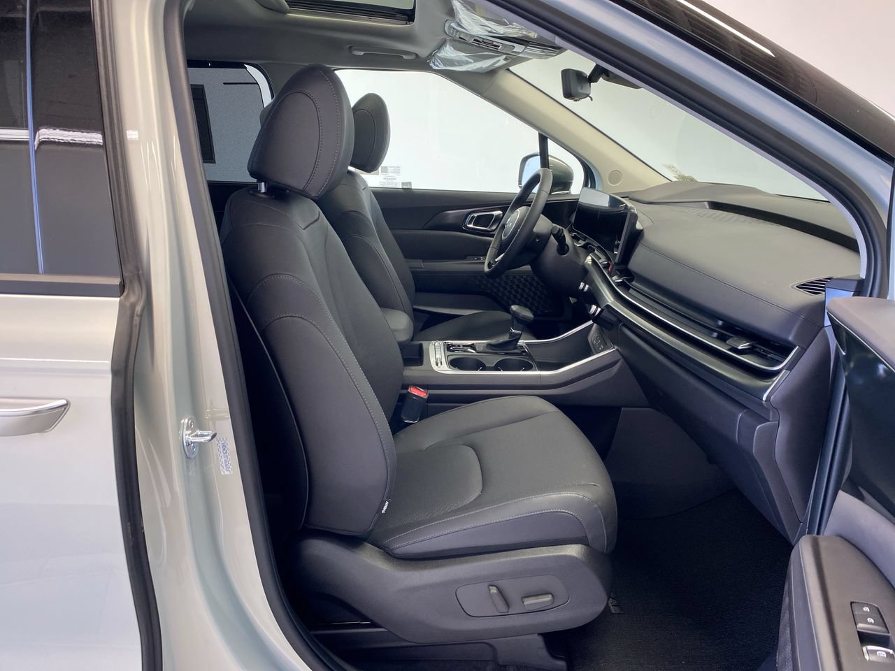 New 2026 Kia Carnival SX Prestige FWD image 30