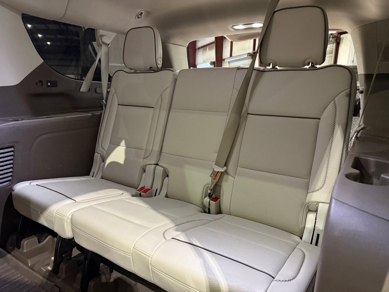 Used 2021 GMC Yukon XL Denali w/ Denali Premium Package image 20