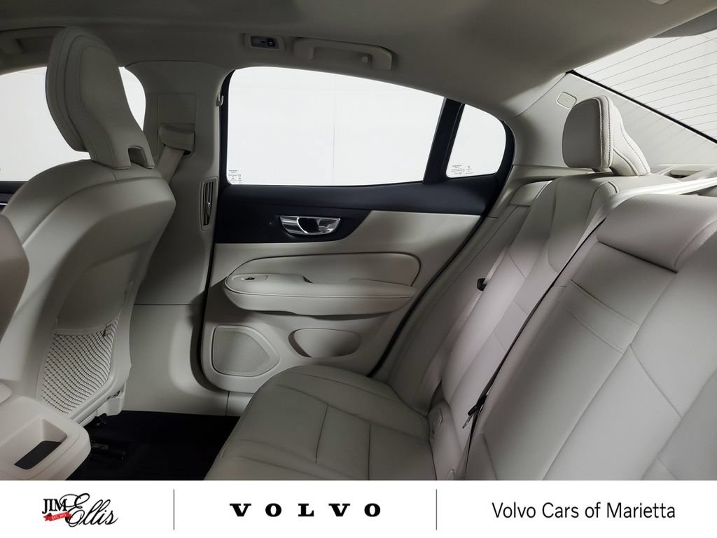 Used 2021 Volvo S60 T5 Momentum w/ Climate Package FWD image 12