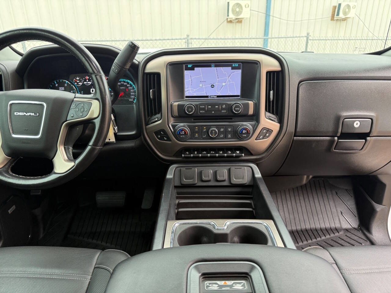 Used 2019 GMC Sierra 2500 Denali w/ Duramax Plus Package AWD/4WD image 27