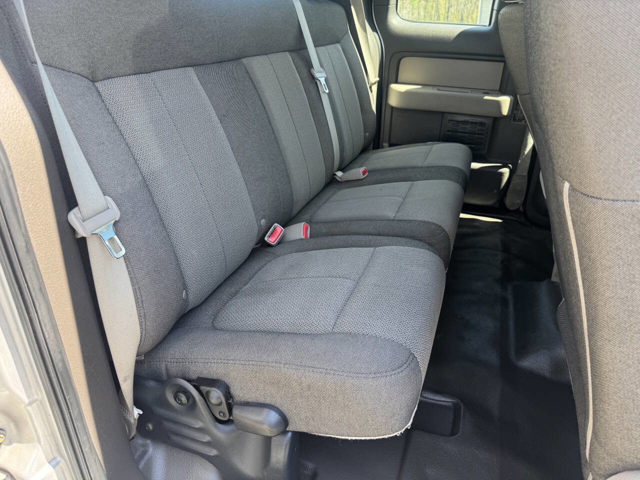 Used 2010 Ford F150 STX AWD/4WD image 13