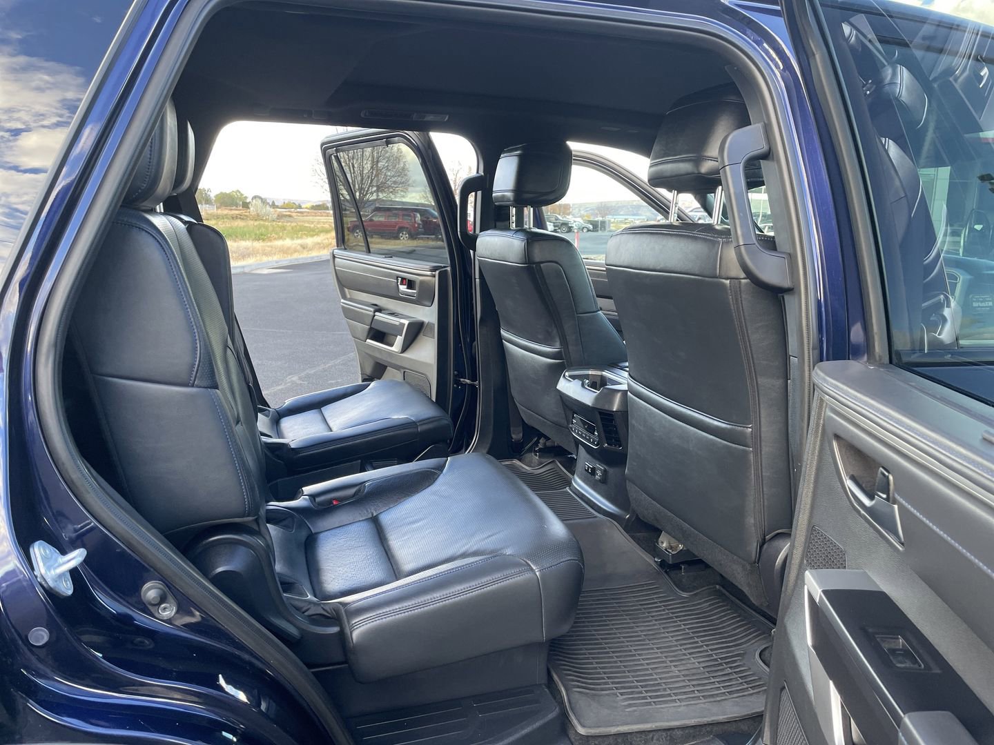 Certified 2025 Toyota Sequoia Platinum image 18