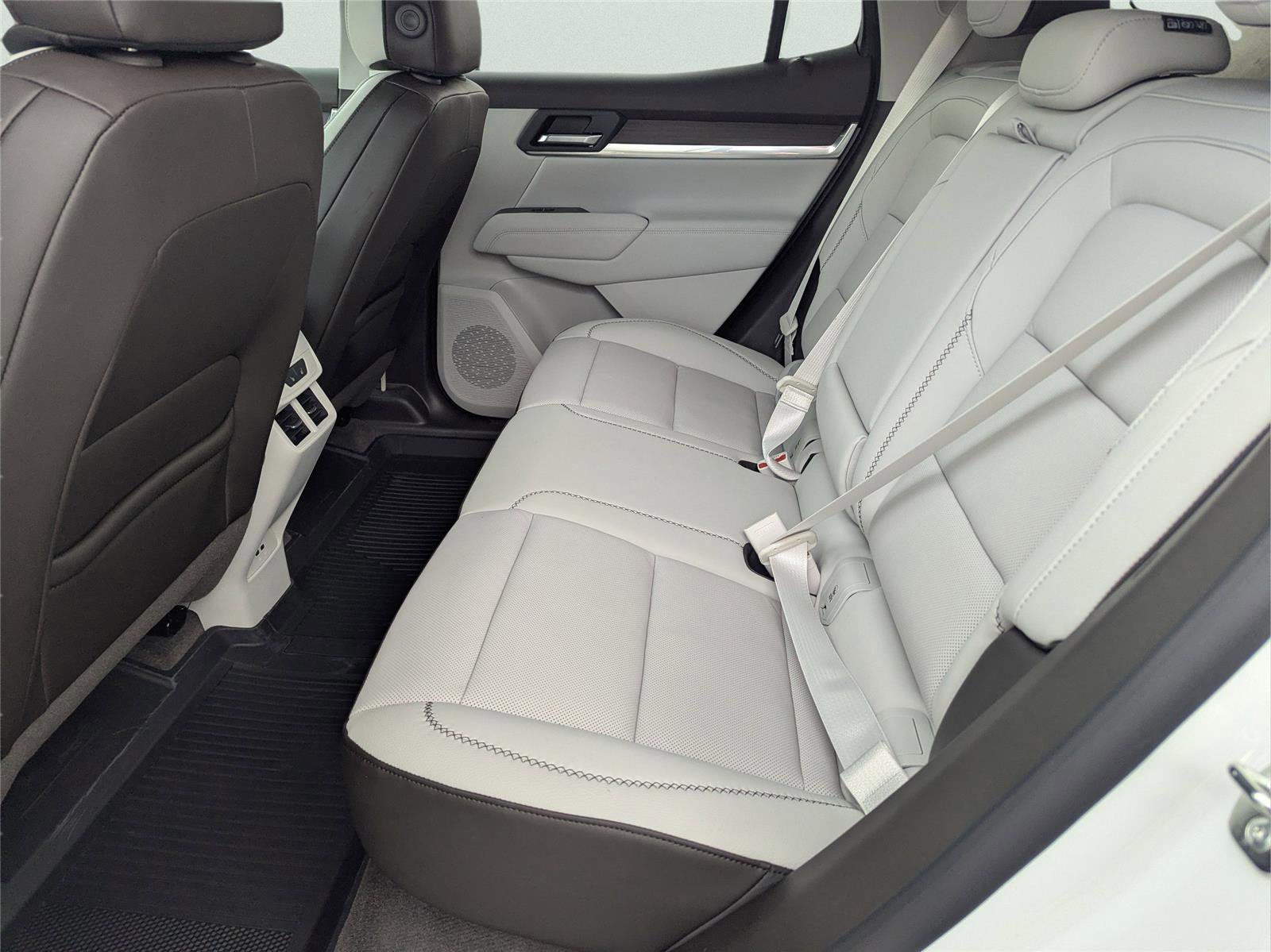 New 2026 GMC Terrain Denali image 12