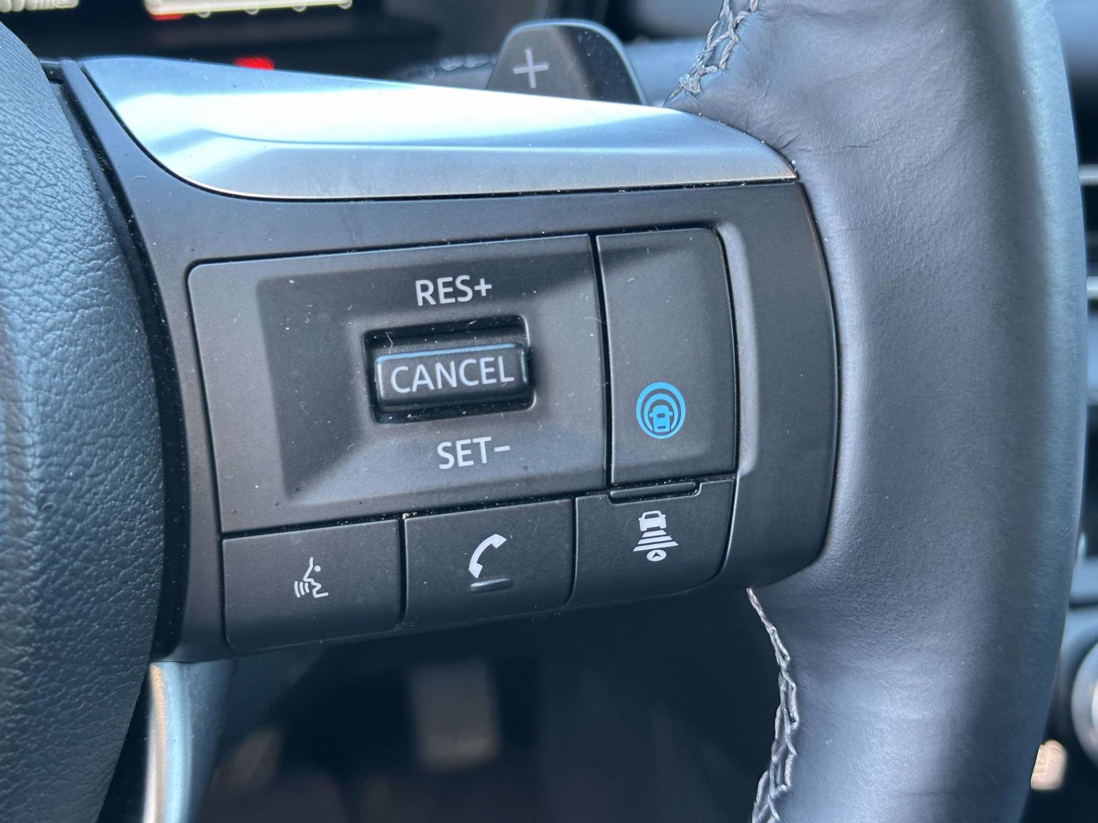 Used 2025 INFINITI QX60 Sensory w/ Vision Package image 25