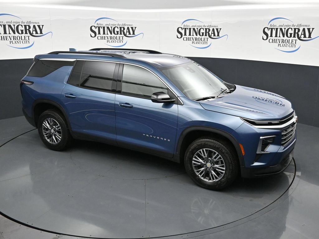Used 2026 Chevrolet Traverse LT FWD image 21