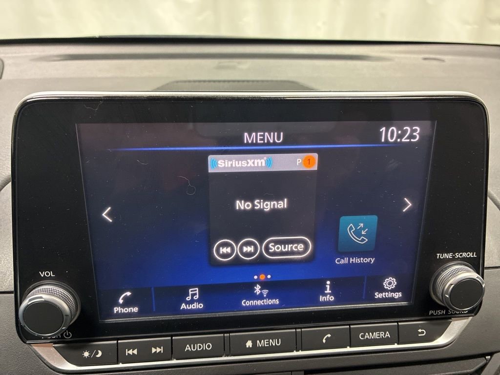 Used 2024 Nissan Altima 2.5 SV image 16