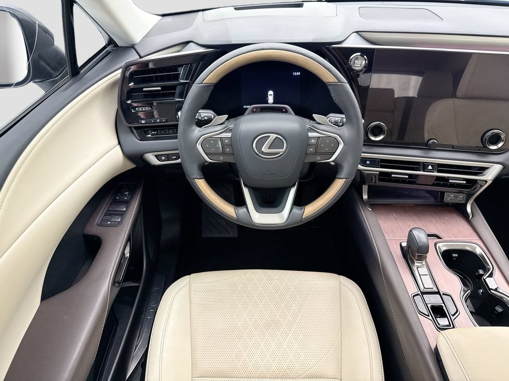 Used 2023 Lexus RX 350 Premium Plus w/ Cold Area Package FWD image 10