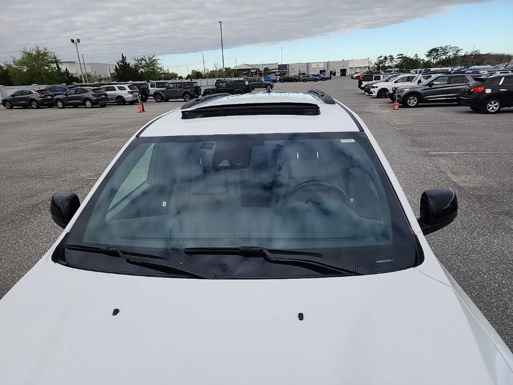 Used 2025 Dodge Durango R/T w/ Blacktop Package image 18