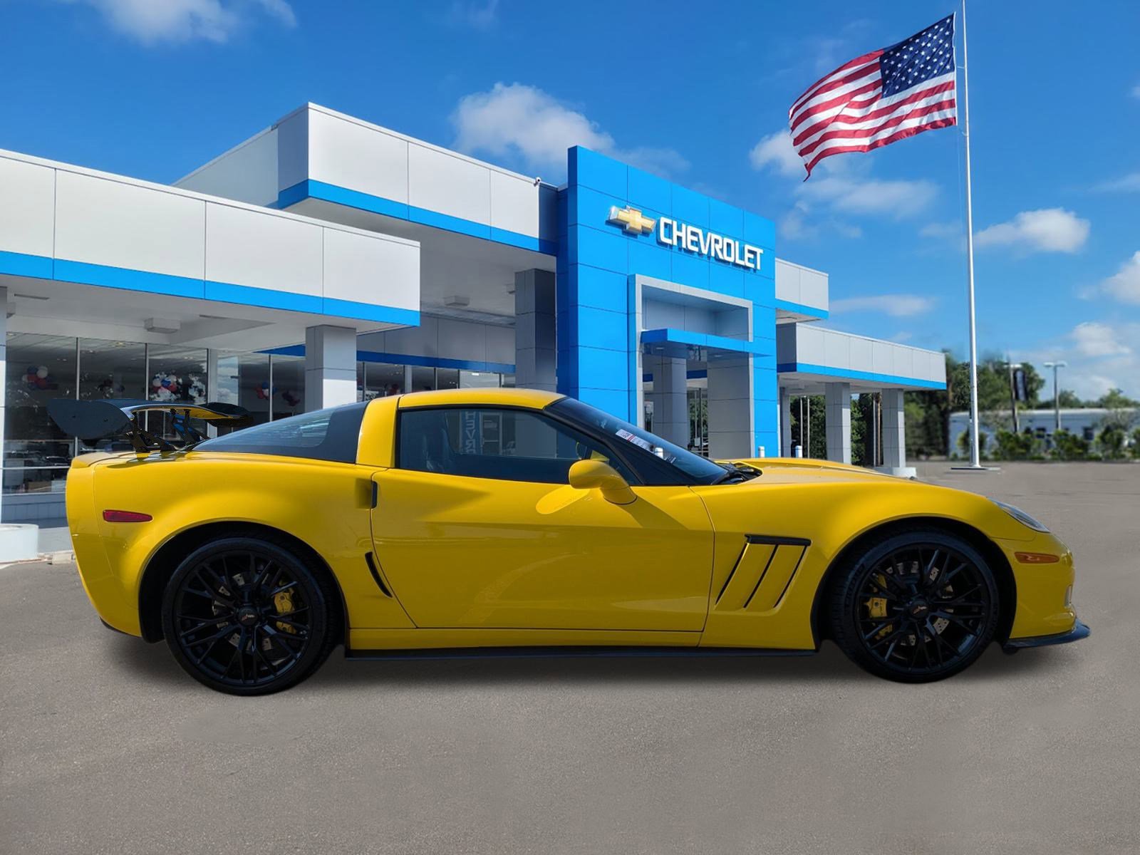 Used 2013 Chevrolet Corvette Grand Sport w/ 2LT Preferred Equipment Group image 3