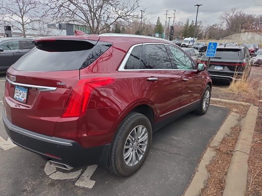 Used 2017 Cadillac XT5 Luxury w/ Driver Awareness Package image 3
