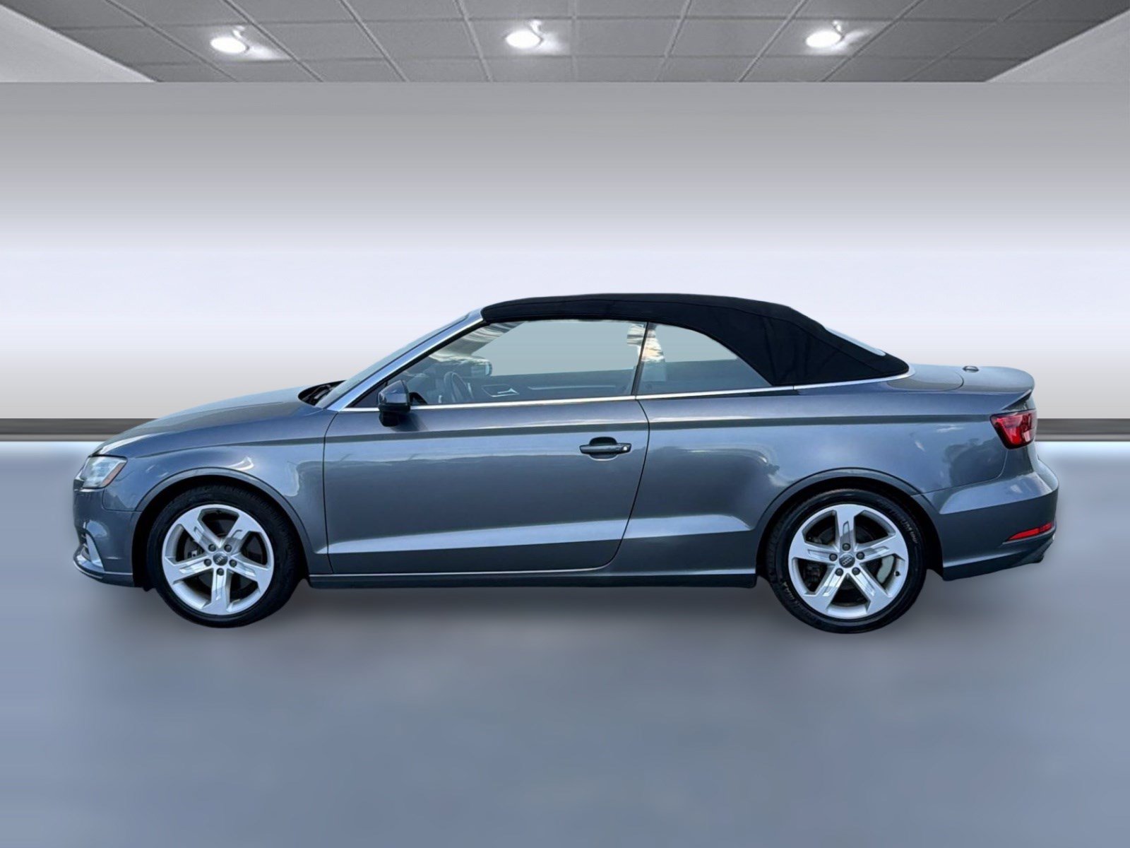 Used 2017 Audi A3 2.0T Premium w/ Convenience Package AWD/4WD image 2
