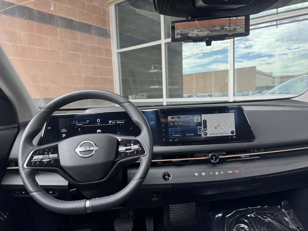 Used 2024 Nissan Ariya FWD image 16